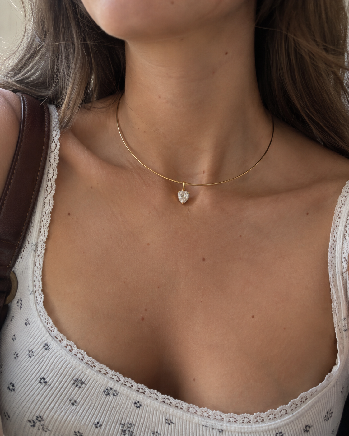 Choker Rígido Corte Corazón